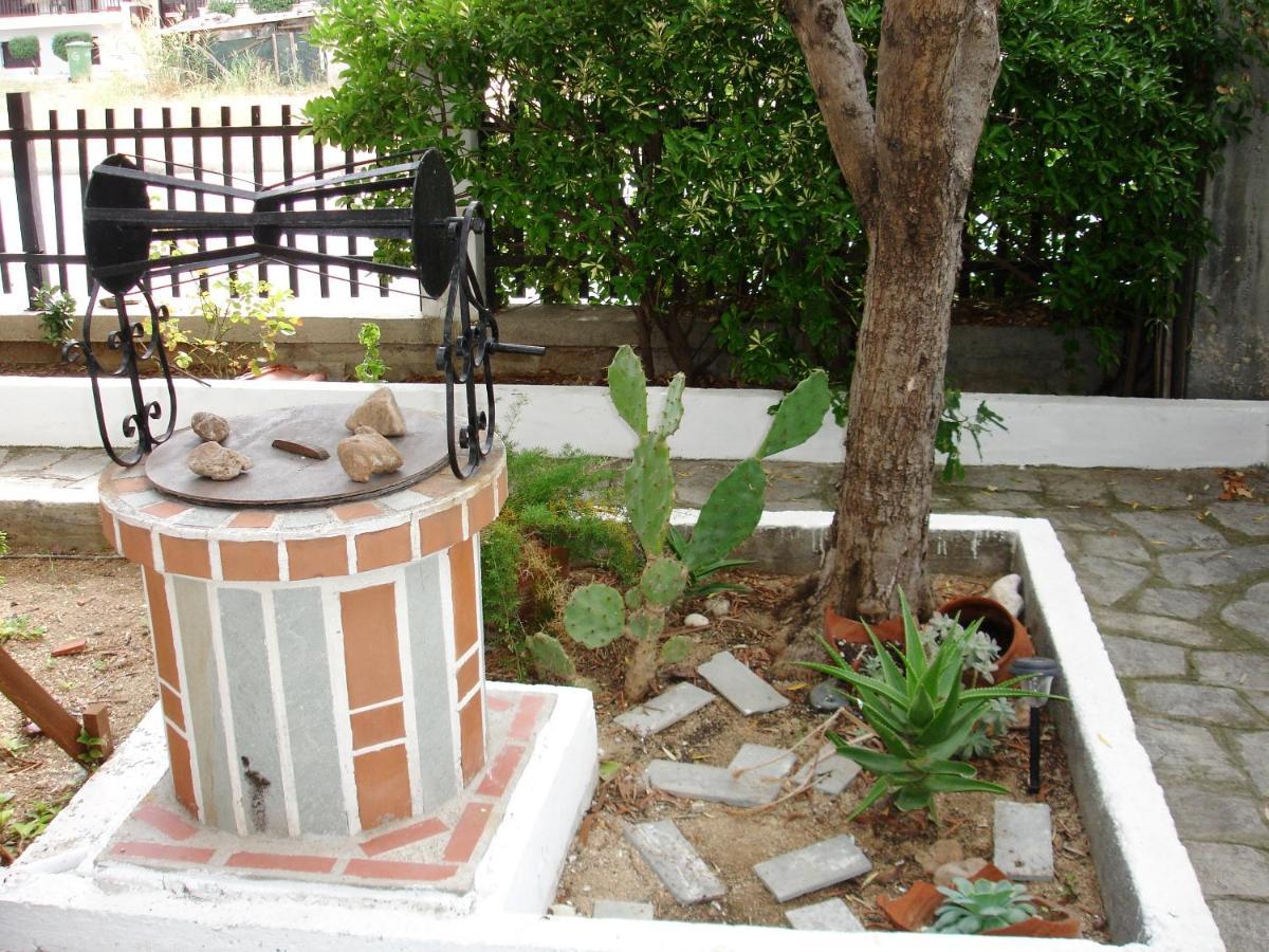 Dionysus-Mihanicus Ierissos Exterior photo